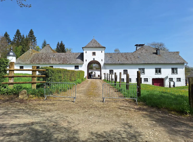 Schloss Wallerode, Belgium